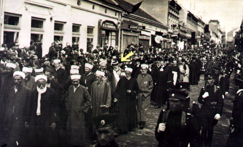 Cinara na sahrani Kralja Petra I Karadjordjevica 16. 8. 1921 god.