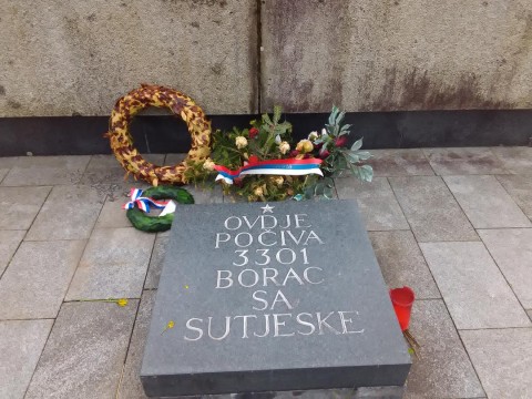 Tjentište 1