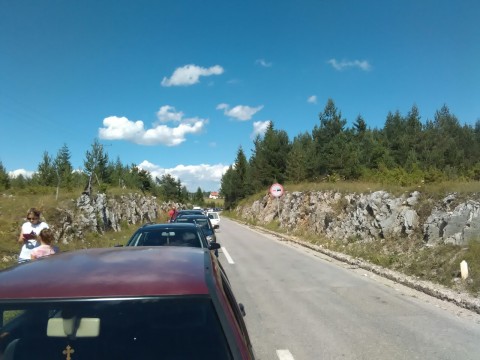 Granični prelaz Jabuka guzva