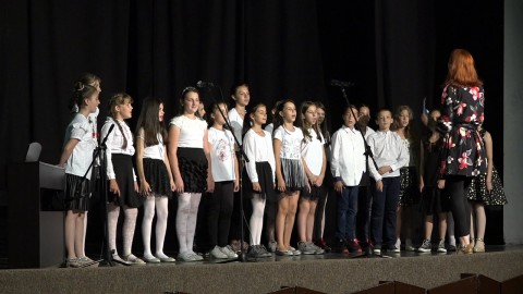 Godisnji koncert muzicke skole.Still002