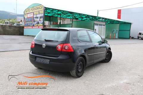 Golf sa dvoje vrata 1