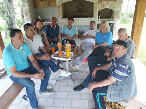 Porodično-imanje-Mrdak-Dejan-Plantaža-jabuka