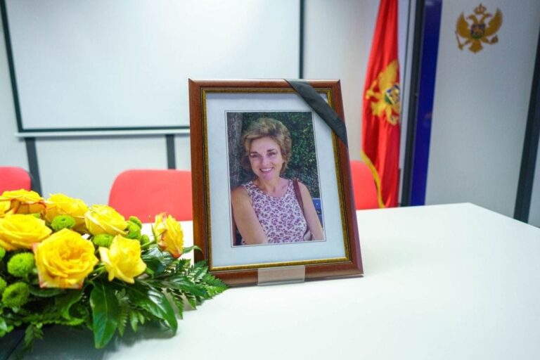 U KCCG održana komemoracija povodom smrti dr Elzane Čikić: Ostavila je neizbrisiv trag u crnogorskom zdravstvu