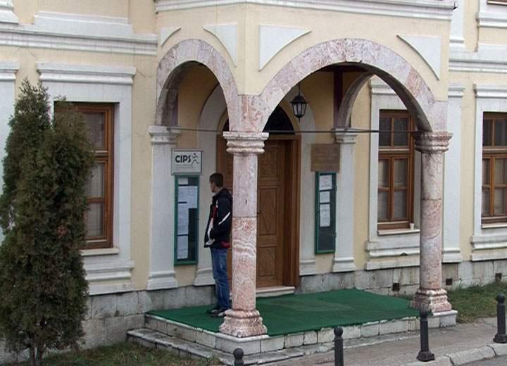 Nepovoljna starosna struktura