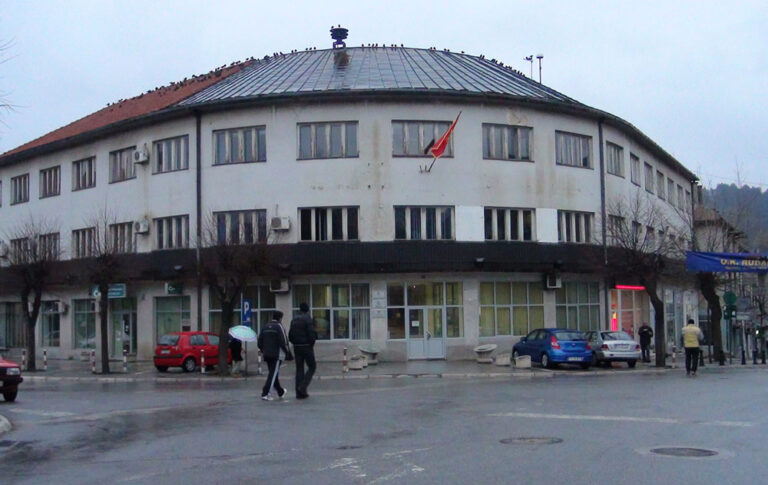 Zloupotreba državnih resursa na lokalnom nivou