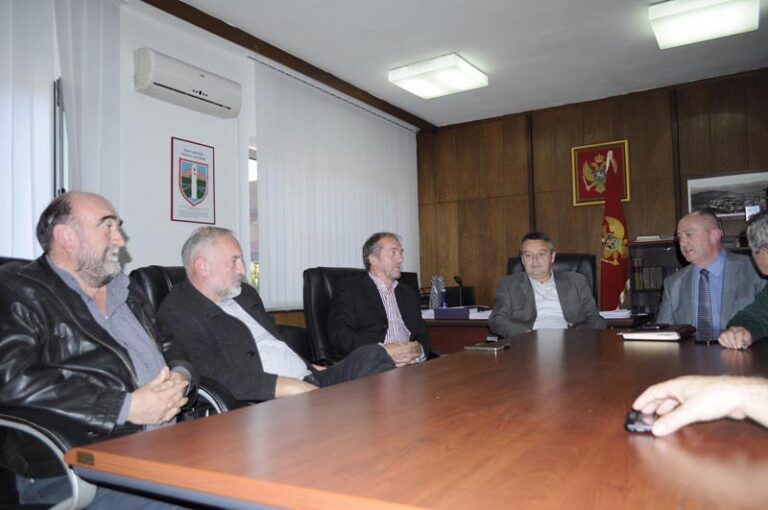 Predsjednik opštine Mirko Đačić razgovarao sa direktorom Uprave za šume Crne Gore