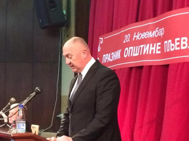 Predsjednik Opštine Mirko Đačić poručio-„U Pljevljima nijesu ugroženi Srbi već pojedini lokalni funkcioneri“