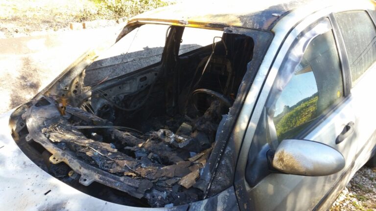 Ni nakon godinu dana se ne zna ko je zapalio automobil novinara iz Pljevalja