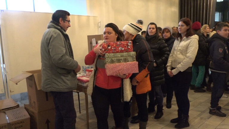 Poklon paketići za djecu korisnika MOP-a