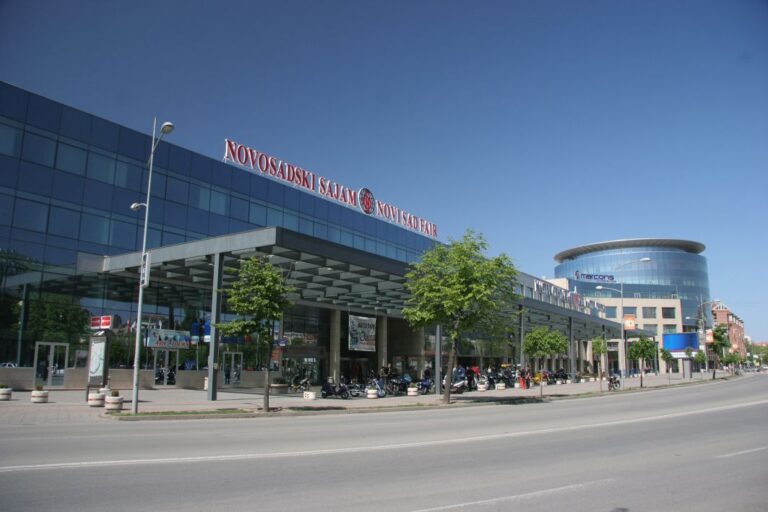 Na poljoprivrednom sajmu u Novom Sadu nagrađeni Radoslav Zečević, Mirjana Beljkaš i Željko Macanović