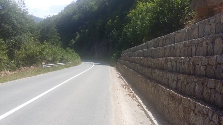 Gabionski zidovi na putu Slijepač most-Pljevlja