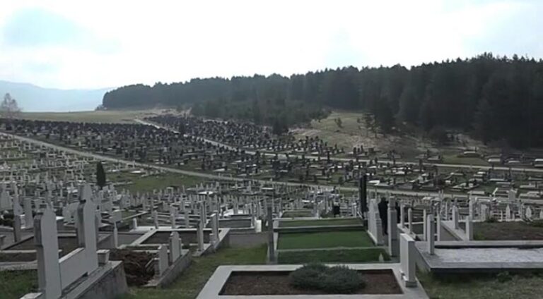Uređenje gradskog groblja „Ravni“
