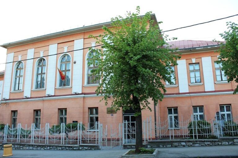 Počeo upis u I razred srednjih škola