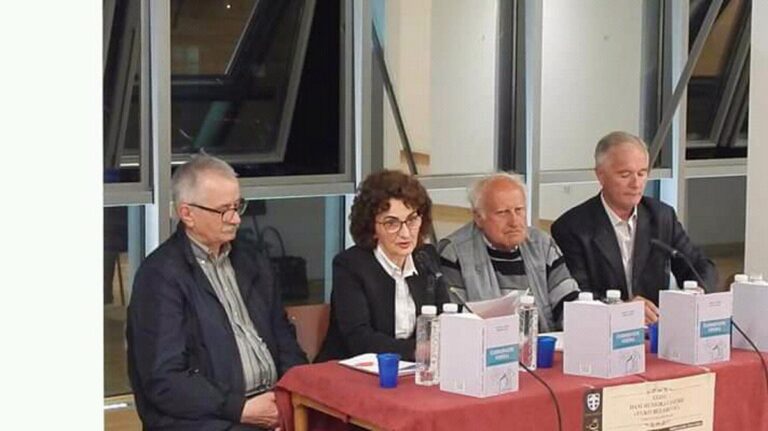 Predstavljena knjiga pljevaljskog aforizma „Čudnovata voćka“