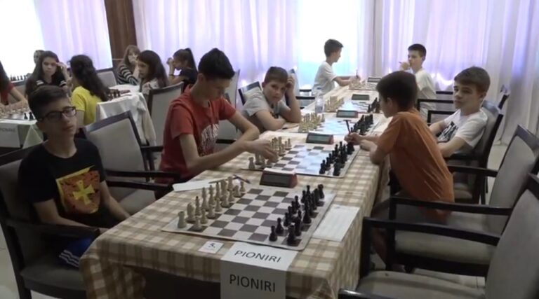 Počelo pionirsko i omladinsko prvenstvo Crne Gore u šahu