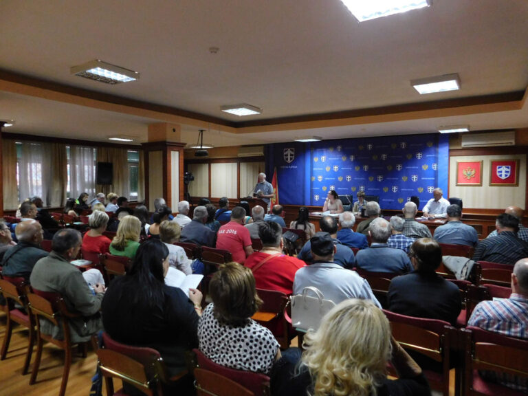 Održana promocija zbirke anegdota – Golub je moj drug