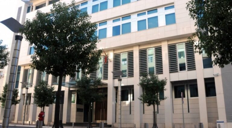 Vlada: Poštujemo Deklaraciju o Srebrenici, prestanite sa politikanstvom i manipulisanjem žrtavama