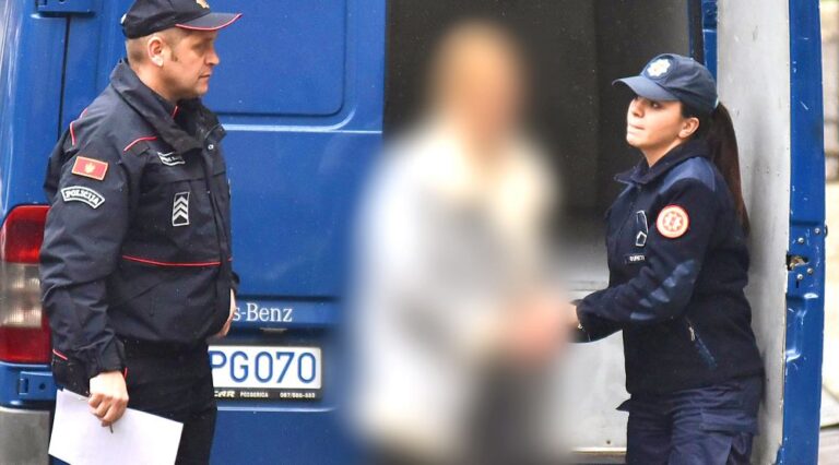 U Upravi policije svaka deseta policajka
