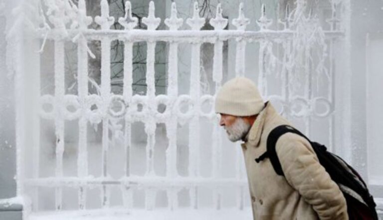 Ledeni talas zahvatio Crnu Goru: Jaka oluja i temperatura se spušta na -10