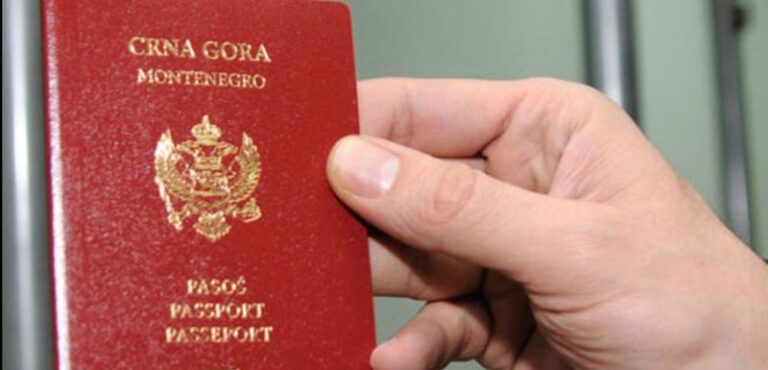 Pasoši stigli, nove lične karte u aprilu