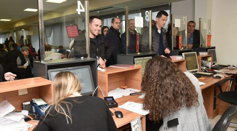 Građani stare lične karte moraju da zamijene do aprila 2025. godine
