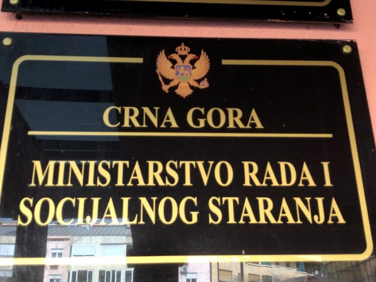 Javni poziv za finansiranje usluge pomoć u kući odraslom i starom licu sa invaliditetom