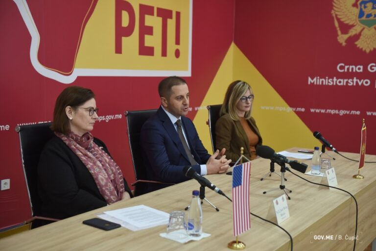 Za pet škola preko milion eura, za OŠ „Mihailo Žugić“ i za školu u Bukovici preko 400.000, planirani radovi i u Gimnaziji
