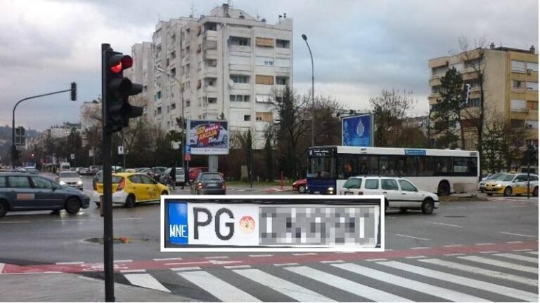 U CG registrovano preko 250.000 VOZILA: Za tablice po želji vozači plaćaju 600 EURA