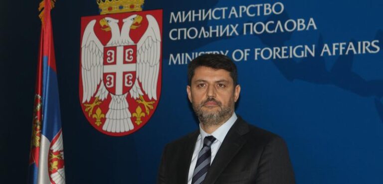 Božović- Srbija poklanja pet respiratora