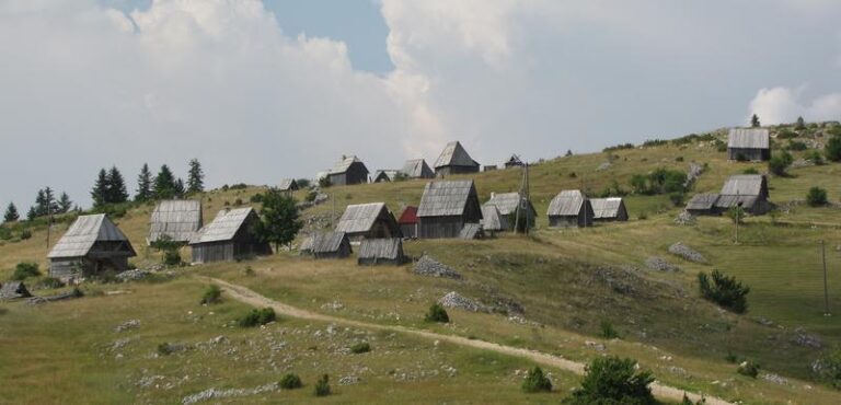 Seoska arhitektura sjevera atrakcija za strance