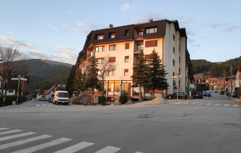 Podrška SO Pljevlja: Gradiće spomenike Patrijarhu Varnavi Rosiću i Predragu Leovcu