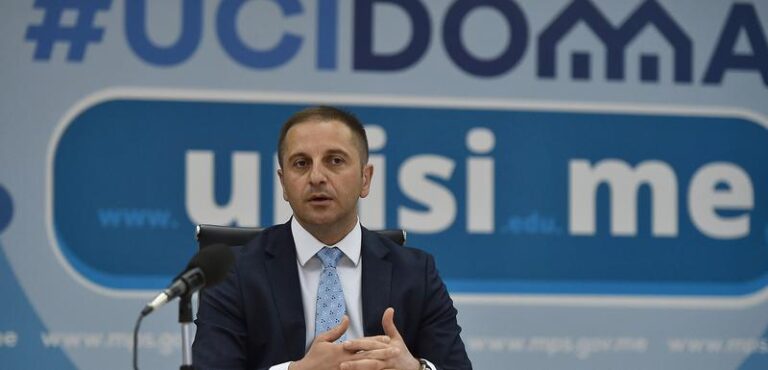 Od 18. maja elektronski upis u vrtiće, nakon toga u škole