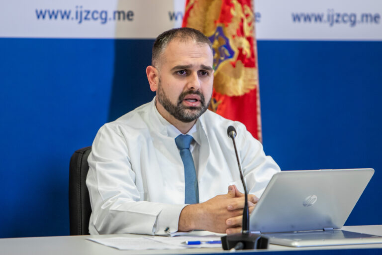 Radojević I Lazović podnijeli ostavke u medicinskom kriznom štabu