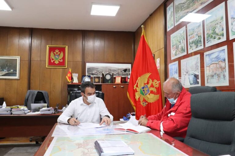 Potpisan memorandum o saradnji između Opštine Pljevlja i Opštinske organizacije Crveni krst