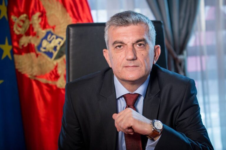 Bojanić se obratio Privrednom sudu – EPCG hitno oduzeti pečat!