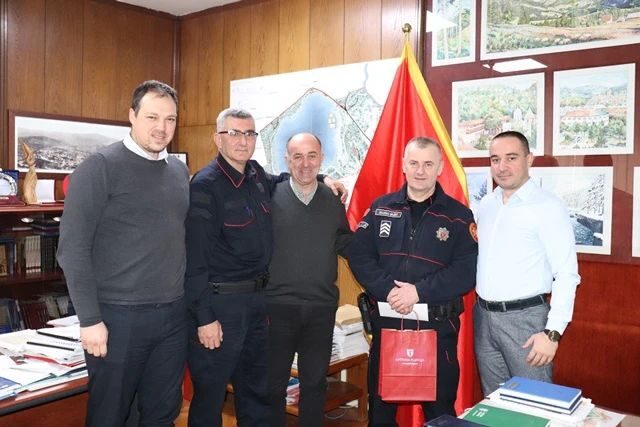 Opština Pljevlja nagradila najboljeg policajca u 2022. godini