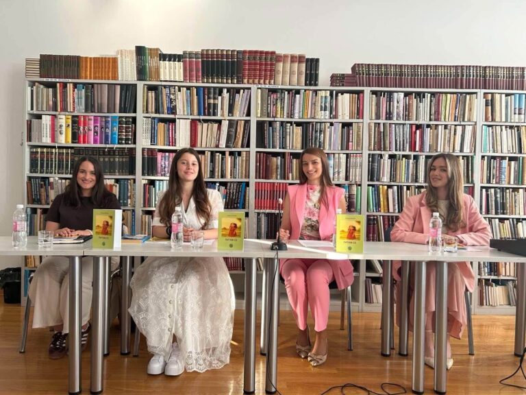 Predstavljena prva zbirka poezije mlade pjesnikinje Kaline Pejović