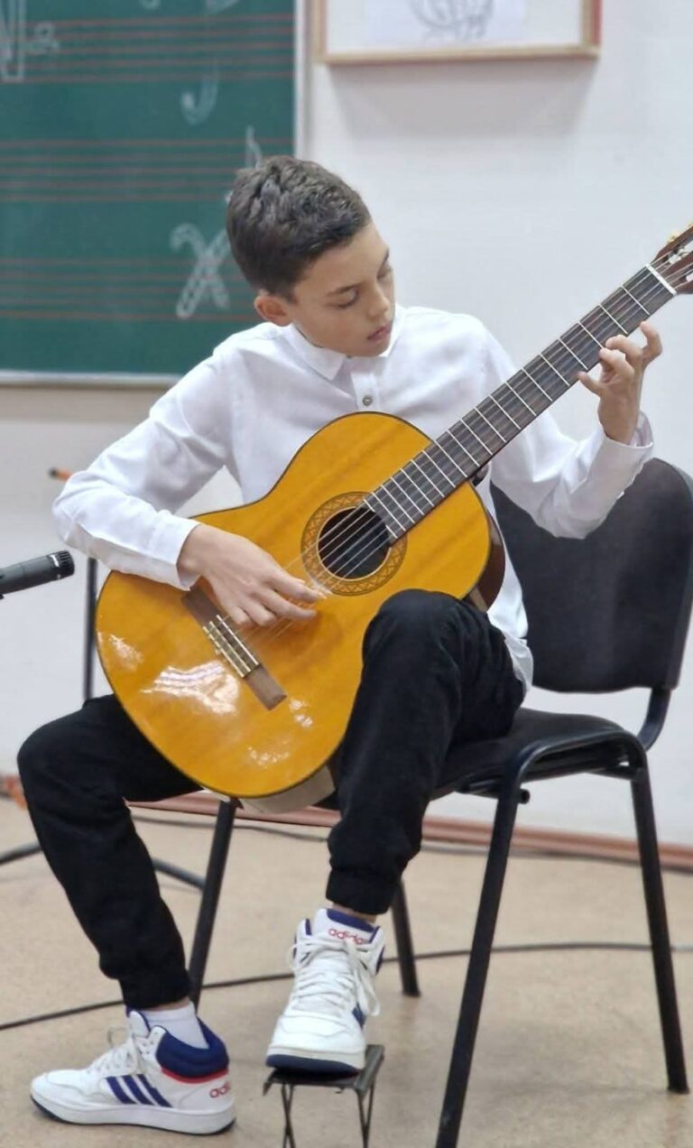 Nova priznanja za talentovane učenike Muzičke škole Pljevlja
