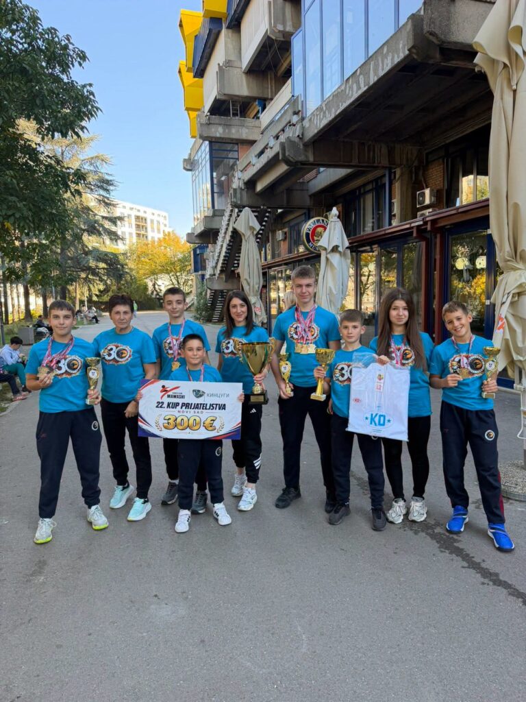 Karatisti Potoka osvojili 15 medalja na turnirima u Beogradu i Crnoj Gori