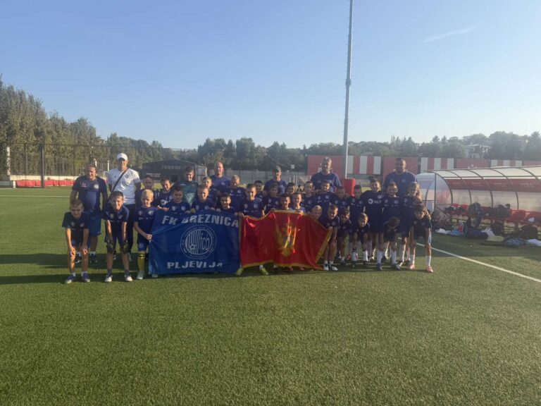 Istorijski dan za FK Breznica: Najmlađi Pljevljaci zaigrali na Marakani