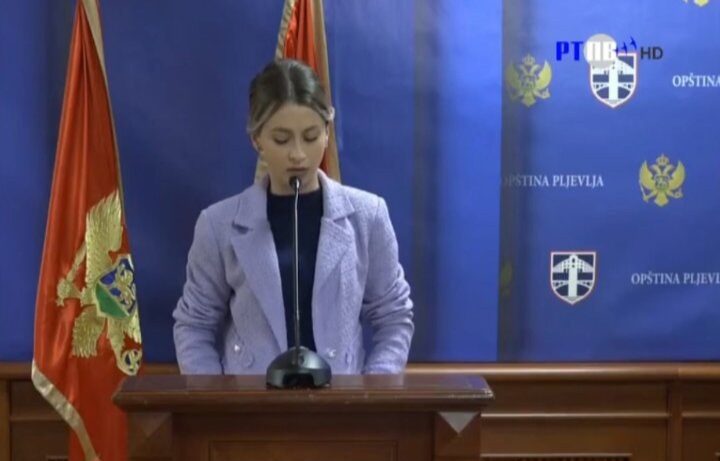 ТОШИЋ: РАДУЈЕ МЕ ЧИЊЕНИЦА ДА ЋЕ ОВА ЛОКАЛНА ВЛАСТ БИТИ УПАМЋЕНА, ИЗМЕЂУ ОСТАЛОГ И ПО ПОДИЗАЊУ СПОМЕН – ОБИЉЕЖЈА ВЕЛИКАНИМА НАШЕГ ГРАДА И НАШЕ ИСТОРИЈЕ