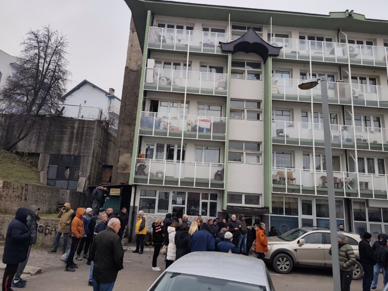 Građani spriječili zatvaranje kotlarnice u Skericevoj