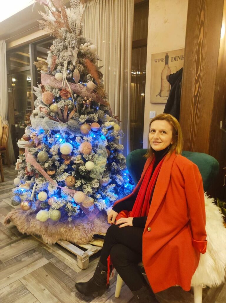 Marina Bošković, dvanestogodišnje iskustvo prosvetnog radnika u učionicama seoskih osnovnih škola
