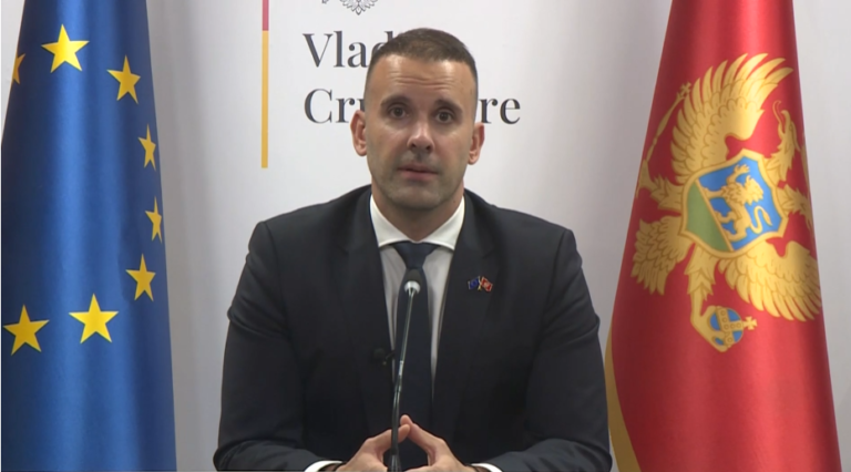 Od januara sve zarade u Crnoj Gori rastu: Minimalna plata od 1.000 do 1.400, prosječne penzije preko 600 eura
