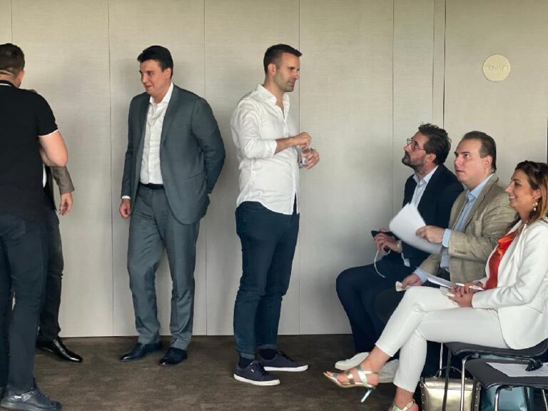 Milović isključen iz PES-a, Mujović predložen za člana Predsjedništva